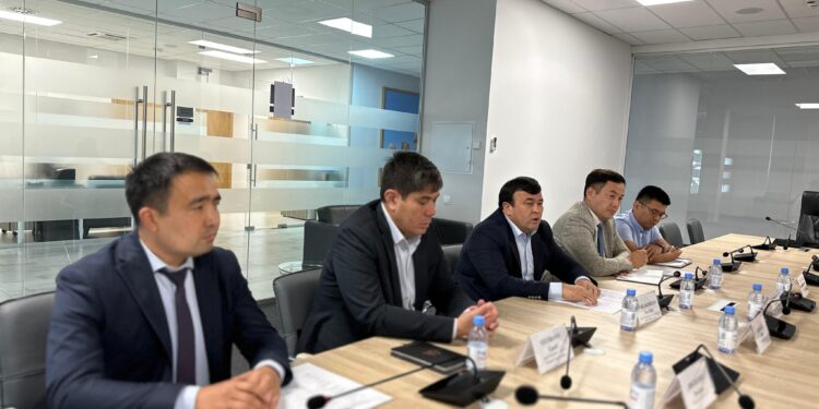 САУД АРАБИЯЛЫҚ ИНВЕСТОРЛАР ТҮРКІСТАН ОБЛЫСЫНДА ЕТ ЭКСПОРТЫН ДАМЫТУҒА ҚАРЖЫ САЛАДЫ