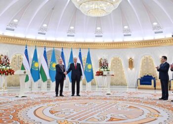 Мемлекет басшысы Өзбекстан Президенті Шавкат Мирзиёевті «Алтын Қыран» орденімен марапаттады