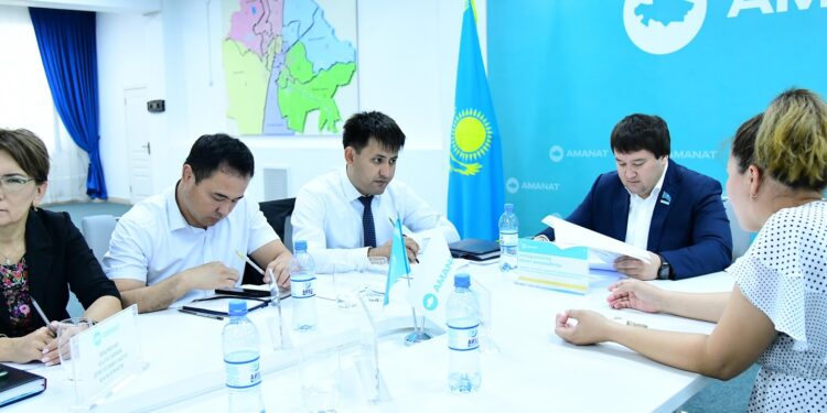 ШЫМКЕНТТЕ ҰЛТТЫҚ ҰЛАННЫҢ ӘСКЕРИ БӨЛІМІНДЕ АБАЙ ОНКҮНДІГІ ӨТТІ