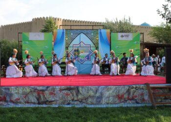 ТҮРКІСТАН ТӨРІНДЕ АРЫС ҚАЛАСЫНЫҢ МӘДЕНИ КҮНДЕРІ БАСТАЛДЫ