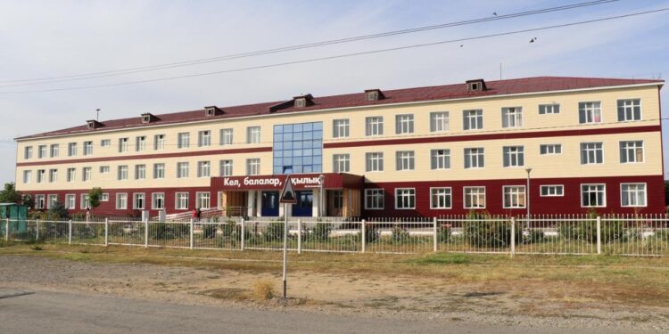 ТҮРКІСТАН: ОРДАБАСЫ, САЙРАМ ЖӘНЕ ТҮЛКІБАС АУДАНДАРЫНДАҒЫ БІЛІМ НЫСАНДАРЫНЫҢ ЖӨНДЕУ ЖҰМЫСТАРЫ ТЕКСЕРІЛДІ