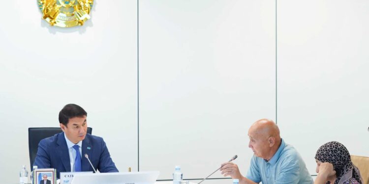 ТҮРКІСТАНДА ДАРХАН САТЫБАЛДЫ КЕЗЕКТІ РЕТ ЖЕКЕ ҚАБЫЛДАУ ӨТКІЗДІ