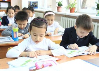 ТҮРКІСТАН ОБЛЫСЫНДА БИЫЛ 50 МЫҢНАН АСТАМ БАЛА БІРІНШІ СЫНЫПҚА БАРАДЫ