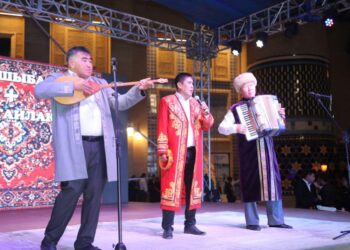 «ӨНЕРЛІ ӨЛКЕ»: САУРАН АУДАНЫНЫҢ МӘДЕНИЕТ КҮНДЕРІ ӨЗ МӘРЕСІНЕ ЖЕТТІ