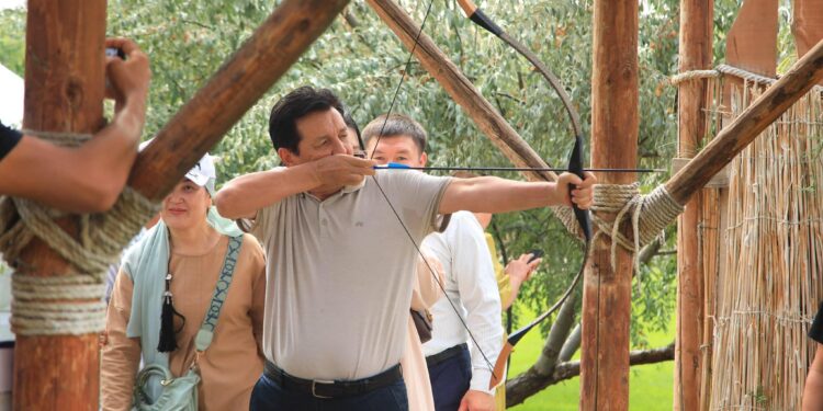 «ӨНЕРЛІ ӨЛКЕ»: ТҮЛКІБАСТЫҚТАР ҰЛТТЫҚ СПОРТ ТҮРЛЕРІН ҰЛЫҚТАДЫ