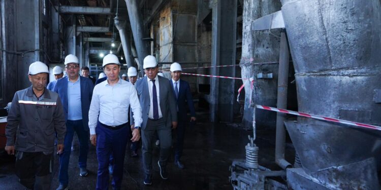 ТҮРКІСТАН: КЕНТАУ ЖЫЛУ ЭЛЕКТР ОРТАЛЫҒЫНЫҢ ҚАЙТА ҚҰРУ ЖҰМЫСТАРЫ ҚАТАҢ БАҚЫЛАУДА ТҰР