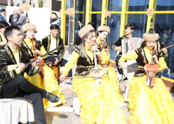 ҚАЗАҚ ДАСТАРХАНЫ – БЕРЕКЕ БАСТАУЫ