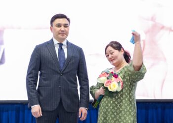 Ключи от счастья: в Шымкенте 183 семьи отметили новоселье в рамках государственной программы