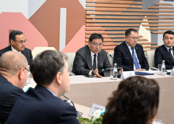 Алматыда Ұлттық құрылтай бастамаларын іске асыру талқыланды