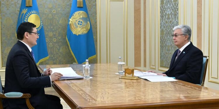 Мемлекет басшысы Абай облысының әкімін қабылдады