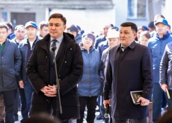 Шымкент қаласының әкімі Тұран ауданы тұрғындарымен кездесті 