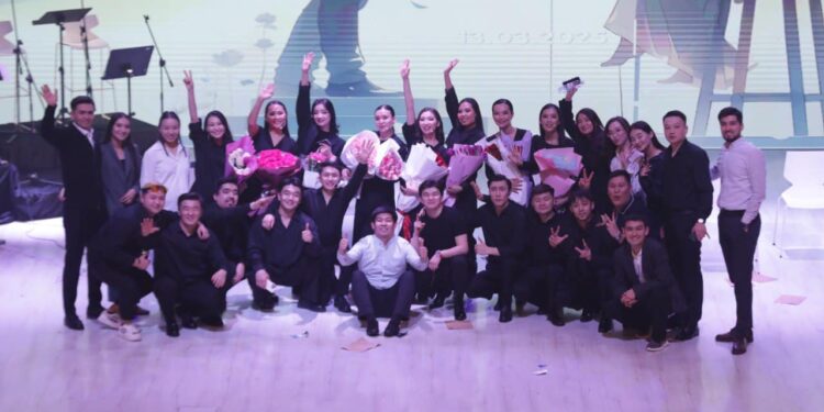 ТҮРКІСТАНДА «МАХАББАТ СЫРЫ» АТТЫ МУЗЫКАЛЫҚ-ПОЭТИКАЛЫҚ КЕШ ӨТТІ