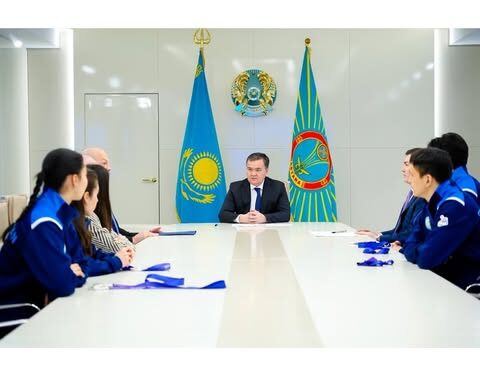 Астана қаласының әкімі спортшылармен кездесті