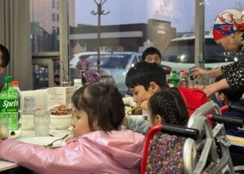 БАЛАЛАР ҚУАНЫШҚА БӨЛЕНГЕН «ЕРЕКШЕ КҮН»