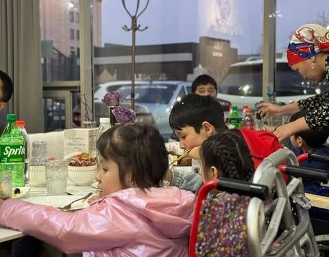 БАЛАЛАР ҚУАНЫШҚА БӨЛЕНГЕН «ЕРЕКШЕ КҮН»