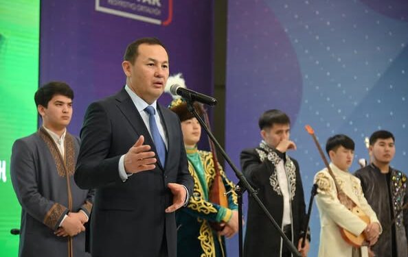 «КҮМІС ДОМБЫРА» – ЖАС АҚЫНДАРДЫҢ ЖЫР САЙЫСЫ