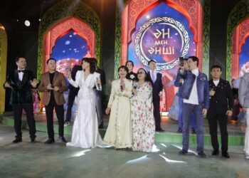 ТҮРКІСТАН ТӨРІНДЕГІ НАУРЫЗ-ДУМАН «ӘН МЕН ӘНШІ» КОНЦЕРТІНЕ ҰЛАСТЫ