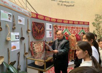 ОБЛЫСТЫҚ МУЗЕЙДЕ ҰЛТТЫҚ САЛТ-ДӘСТҮР НАСИХАТТАЛДЫ