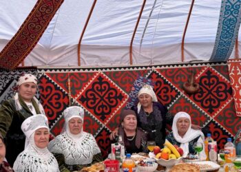 НАУРЫЗ, НАУРЫЗ АЛТЫ АЛАШҚА ҚОШ КЕЛДІҢ!