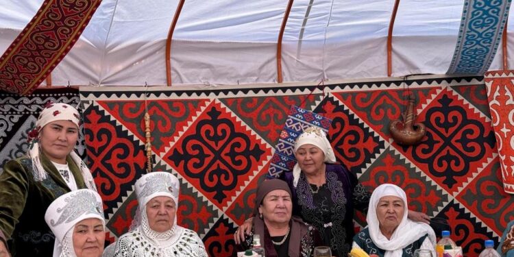 НАУРЫЗ, НАУРЫЗ АЛТЫ АЛАШҚА ҚОШ КЕЛДІҢ!