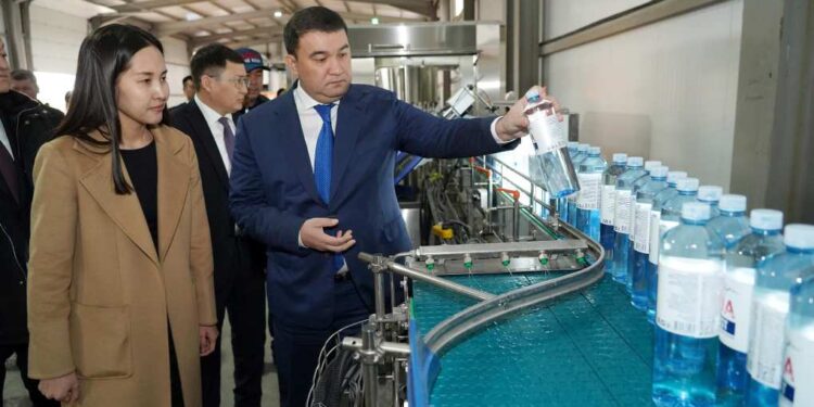 НҰРАЛХАН КӨШЕРОВ ТҮРКІСТАН ОБЛЫСЫНДА КӘСІПКЕРЛІКТІ ДАМЫТУДЫ ТАПСЫРДЫ