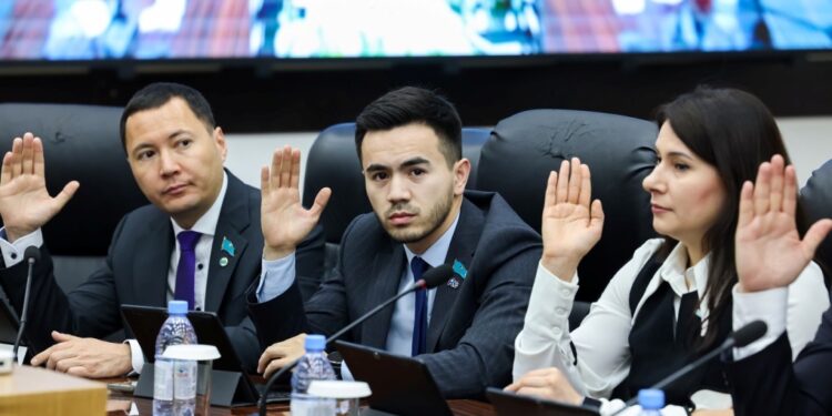 ШЫМКЕНТ: 2025-2027 ЖЫЛДАРҒА АРНАЛҒАН БЮДЖЕТ НАҚТЫЛАНДЫ