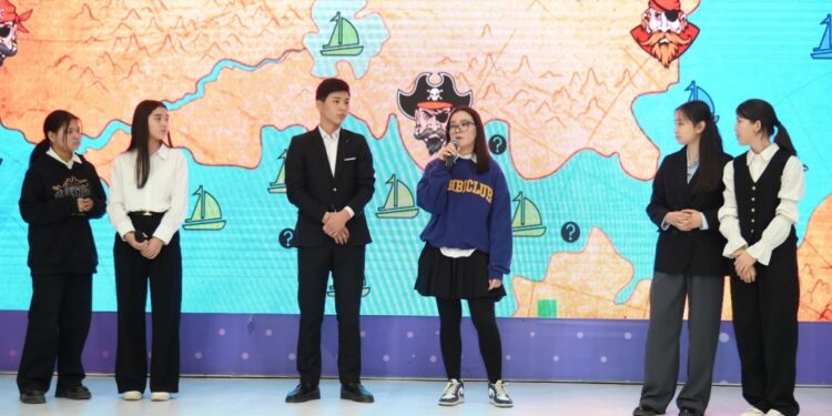 ШЫМКЕНТТЕ ОҚУШЫЛАРҒА КӘСІБИ БАҒДАР БЕРІЛУДЕ