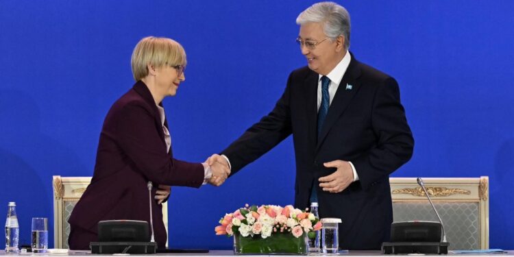 Қасым-Жомарт Тоқаев пен Наташа Пирц-Мусар Қазақстан-Словения бизнес-форумына қатысты