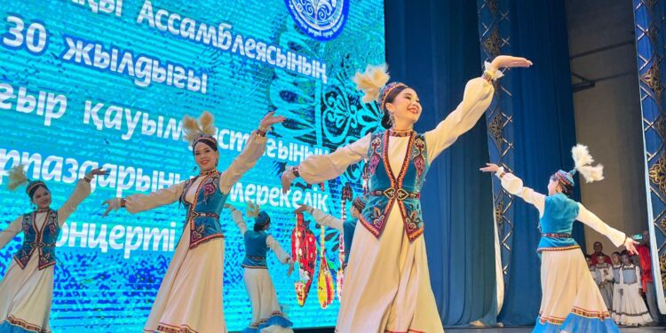 ШЫМКЕНТ: ҰЙҒЫР ҚАУЫМДАСТЫҒЫ БІРЛІК ПЕН ЫНТЫМАҚТЫ НАСИХАТТАҒАН МӘДЕНИ ШАРА ӨТКІЗДІ