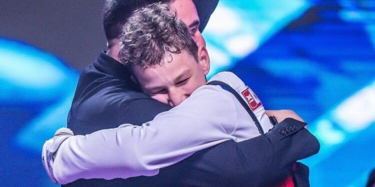 Фуджейра төрінде көк ту көтерілді: Ромашкин Хамзаальпер – әлем чемпионы!