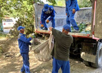 В ШЫМКЕНТЕ ПРОШЕЛ МАСШТАБНЫЙ СУББОТНИК