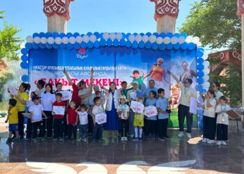 Шымкент запускает уникальную семейную традицию: первый спортивный квест «Бақыт мекені» прошёл в дендрарии