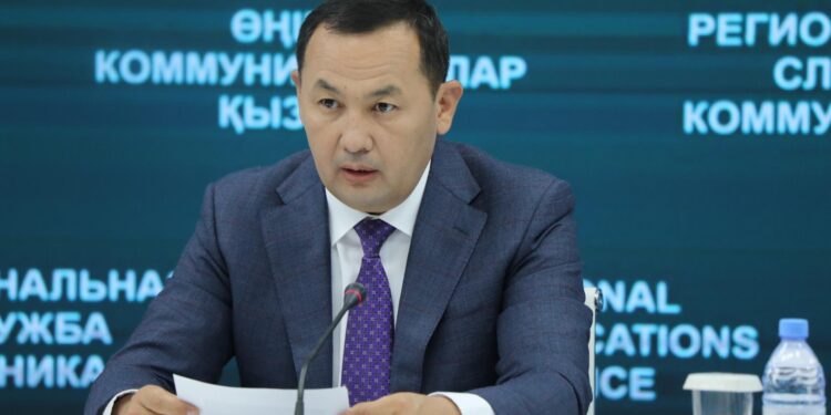 БІЛІМ БЕРУ МЕКЕМЕЛЕРІНЕ ЗАМАНАУИ АППАРАТТЫҚ-БАҒДАРЛАМАЛЫҚ КЕШЕН ОРНАТЫЛАДЫ