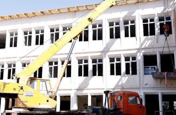 Шымкент қаласында мектептерді күрделі жөндеу жұмыстары қарқынды жүргізілуде