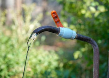 ШЫМКЕНТ: ТЕКЕСУ ТҰРҒЫН АЛАБЫНДА СУМЕН ЖАБДЫҚТАУ ЖҮЙЕСІ ІСКЕ ҚОСЫЛДЫ