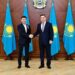 Премьер-министр Олжас Бектенов құрылыс саласының қызметкерлеріне Мемлекет басшысының атынан марапаттар табыс етті