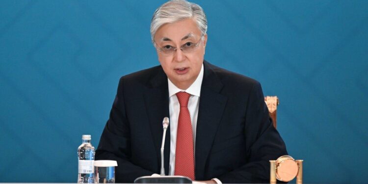 Президент Касым-Жомарт Токаев считает подписанное в Вашингтоне соглашение о мире между Азербайджаном и Арменией исторически важным достижением.