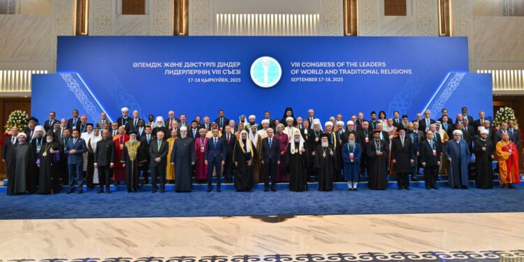 Қазақстан Президенті Әлемдік және дәстүрлі діндер көшбасшыларының VIII съезінің ашылуында сөз сөйледі