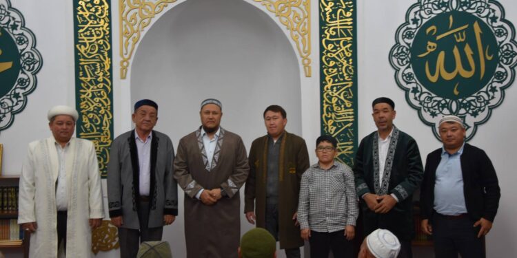 ҰСТАЗ АРМАН ҚУАНЫШБАЕВ САУРАНДА УАҒЫЗ НАСИХАТ ШАРАСЫНА ҚАТЫСТЫ