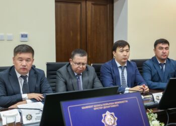 ШЫМКЕНТТЕ БЮДЖЕТТІҢ ӨЗ КІРІСТЕРІН АРТТЫРУ МӘСЕЛЕЛЕРІ ТАЛҚЫЛАНДЫ