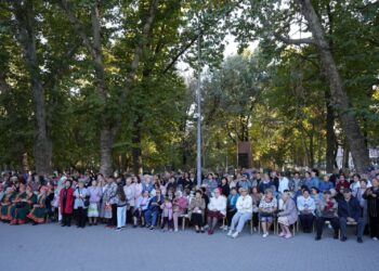 «ЕСКІ ПЛАСТИНКА» АҒА БУЫННЫҢ ЖАНЫН ЖАДЫРАТТЫ