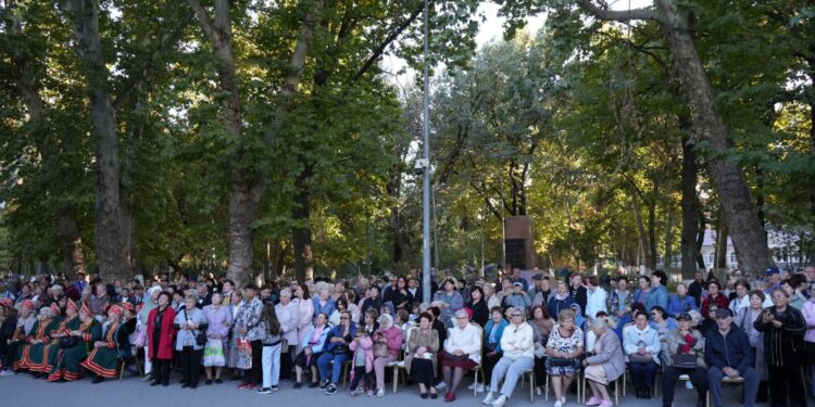 «ЕСКІ ПЛАСТИНКА» АҒА БУЫННЫҢ ЖАНЫН ЖАДЫРАТТЫ