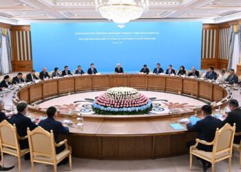 Президент Парламенттік реформа жөніндегі Жұмыс тобының бірінші отырысында сөз сөйледі