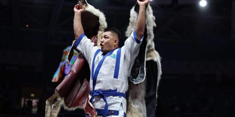 ТАРИХ ҚАЙТАЛАНДЫ: БҰЛ ЖОЛЫ – АЛТЫН ЖҮЛДЕМЕН!