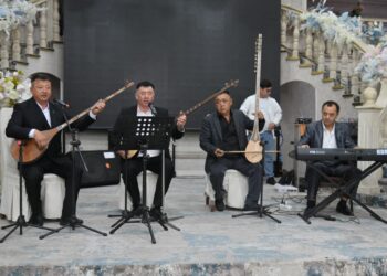 ҰЙҒЫР ЭТНОСЫНЫҢ ТІЛІ МЕН ӨНЕРІ — РУХАНИ БІРЛІКТІҢ КӨРІНІСІ