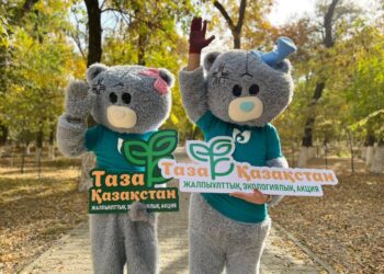 «Таза Казахстан»: жители Шымкента и молодежь приняли активное участие в масштабной экологической акции