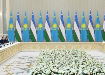 Мемлекет басшысы Өзбекстан Президентімен келіссөз барысында саяси және экономикалық байланыстарды жандандыра түсетін жаңа бағыттар айқындалғанын жеткізді