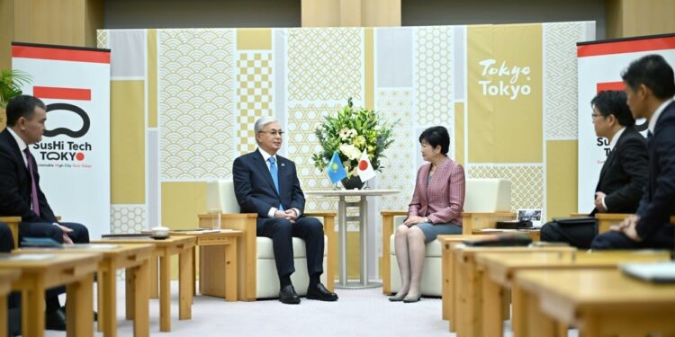 МЕМЛЕКЕТ БАСШЫСЫ ТОКИО ГУБЕРНАТОРЫ ЮРИКО КОИКЭМЕН КЕЗДЕСУ ӨТКІЗДІ