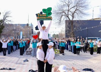 «ТАЗА ҚАЗАҚСТАН»: ШЫМКЕНТТЕ ЭКОЛОГИЯЛЫҚ МӘДЕНИЕТТІ ҚАЛЫПТАСТЫРУҒА БАҒЫТТАЛҒАН ЖҰМЫСТАР ЖАЛҒАСУДА