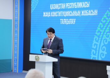 Ата заң – елдік мүдденің айнасы: Шымкентте ардагерлер Жаңа Конституция жобасына қолдау білдірді